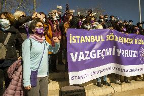 Women protest in Istanbul