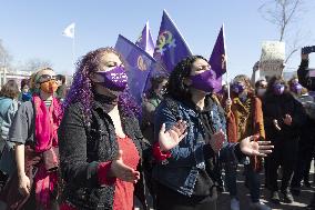 Women protest in Istanbul