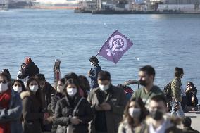 Women protest in Istanbul