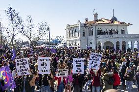 Women protest in Istanbul