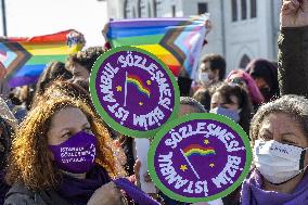 Women protest in Istanbul