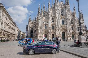 Empty streets and closed shops in Milan