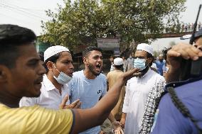 Violence Spreads After Modi Visit - Bangladesh