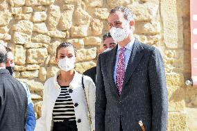 Royals visit the borntown of Francisco de Goya