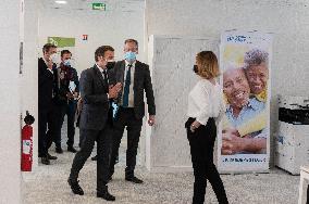Macron visits a Social security insurance center - Creteil