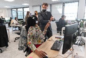 Macron visits a Social security insurance center - Creteil