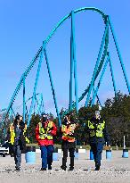 Drive-thru COVID-19 mass vaccination site - Canada