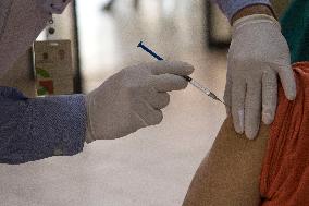 Elderly Get Vaccinated - Mexico