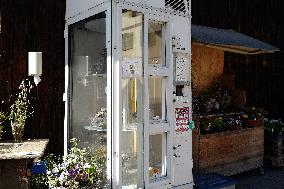 Flower Vending Machines - Switzerland