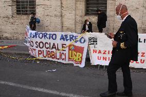 Alitalia workers protest - Rome