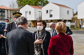 Florence Parly visits the Telerad company - Anglet