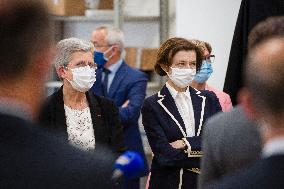 Florence Parly visits the Telerad company - Anglet