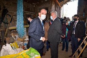 Jean Castex Visit To A Retired Farmer - Luzillat