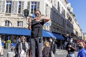 Intermittents Protest outside Odeon Theater - Paris