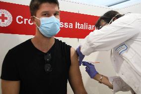 New vaccination center in Rome