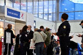 Police Control At Orly Airport - Paris