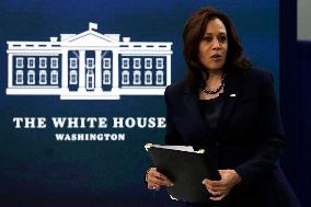 Kamala Harris on COVID-19 public education - Washington