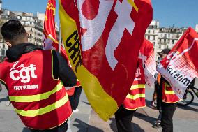 Entertainment workers demonstrate - Paris