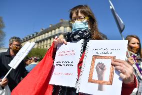 Entertainment workers demonstrate - Paris