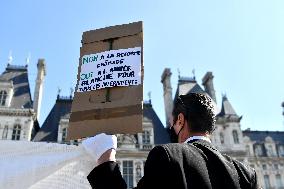 Entertainment workers demonstrate - Paris