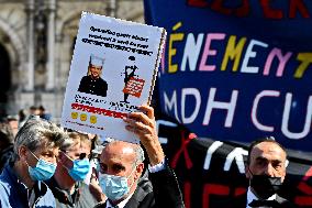 Entertainment workers demonstrate - Paris