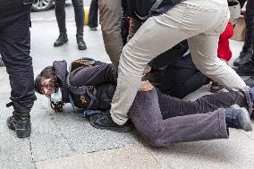 Violent police response to Bogazici University protest - Istanbul