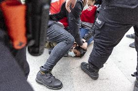 Police terror at Bogazici students protest - Istanbul