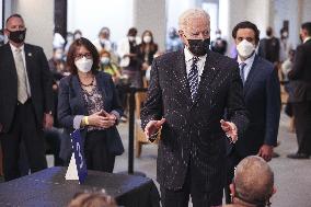 President Biden visits a vaccination site in Virginia