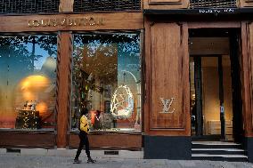 Louis Vuitton Pop-Up Bookstore - Paris