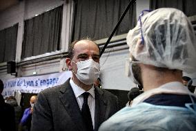 Jean Castex visits Palais des sports vaccination center - Lyon