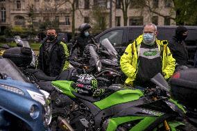 Bikers demonstrate - Paris