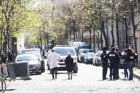 A Gunshot In Front Of A Henri-Dunant Hospital - Paris