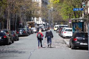 One Dead And One Seriously Injured In A Shooting - Paris