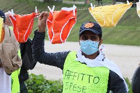 Restaurateurs protest in Rome