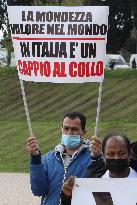 Restaurateurs protest in Rome