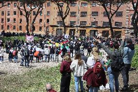 Restaurateurs protest in Rome