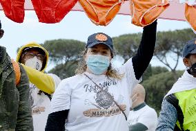 Restaurateurs protest in Rome