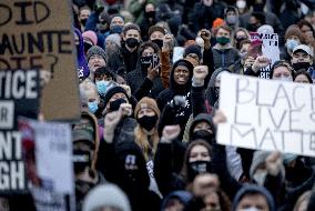 Minnesota protests over Daunte Wright shooting