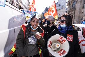 Functionaries Protest in Paris