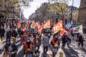 Functionaries Protest in Paris