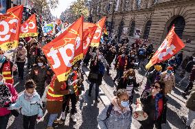 Functionaries Protest in Paris