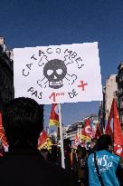 Functionaries Protest in Paris