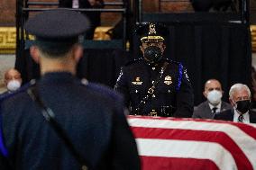 Police Officer William Evans honored In US Capitol - Washington