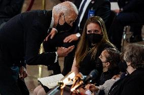 Police Officer William Evans honored In US Capitol - Washington