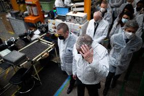 Bruno Le Maire Visit To Bernard Control Factory - Gonesse