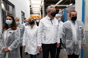 Bruno Le Maire Visit To Bernard Control Factory - Gonesse