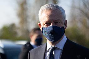 Bruno Le Maire Visit To Bernard Control Factory - Gonesse