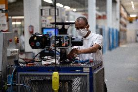 Bruno Le Maire Visit To Bernard Control Factory - Gonesse