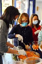 Chorba and meals distribution in Ramadan - Saint Ouen