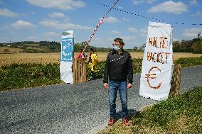Protest against the Castres-Toulouse motorway project - Teulat